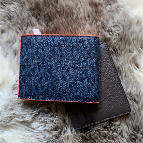 Wallet - Picture 3 of 3